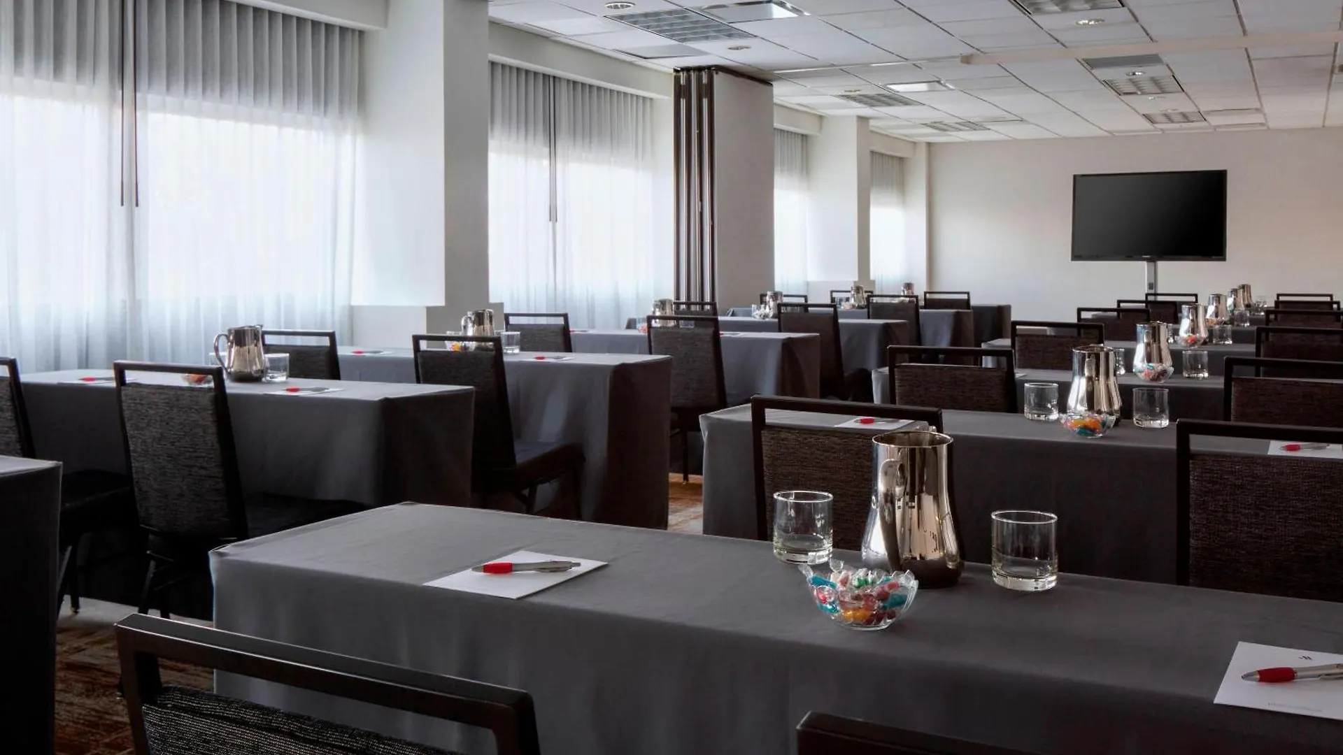 New York Laguardia Airport Marriott Hotel