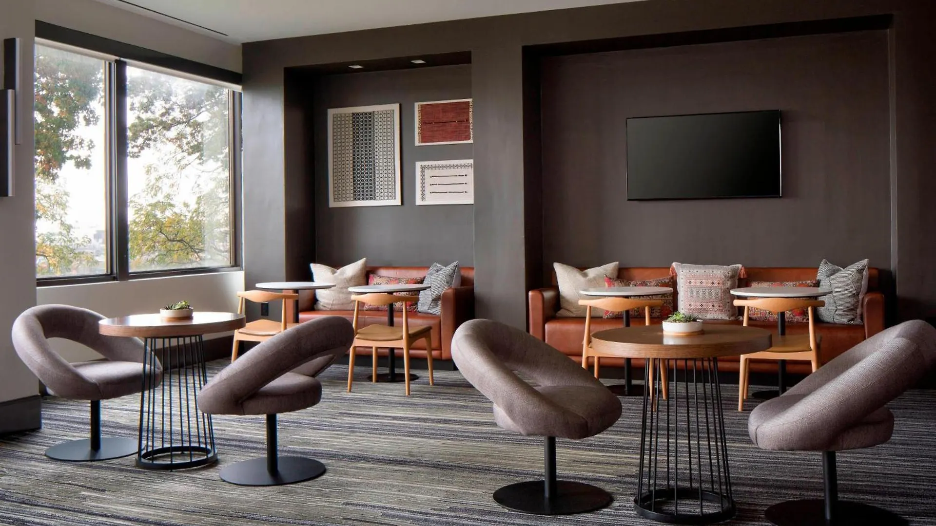 New York Laguardia Airport Marriott Hotel 4*, New York