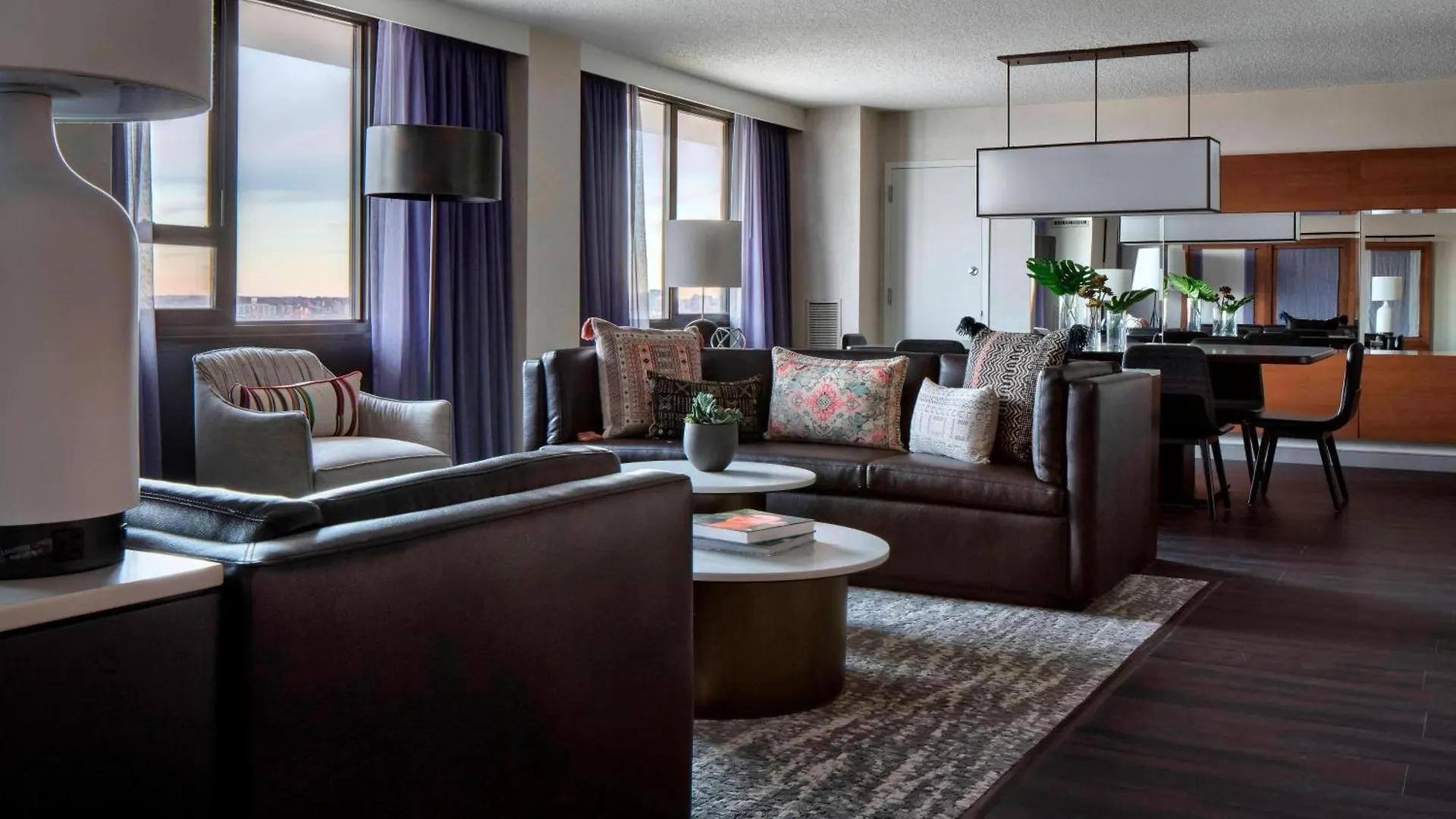 New York Laguardia Airport Marriott Hotel