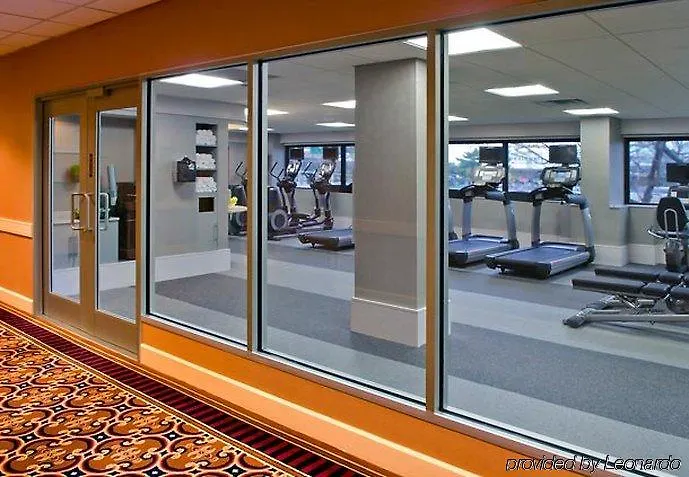****  New York Laguardia Airport Marriott Hotel United States