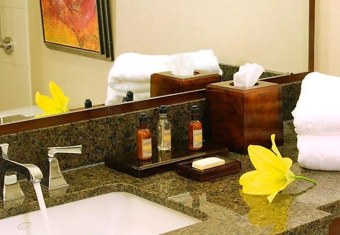 New York Laguardia Airport Marriott Hotel 4*, New York